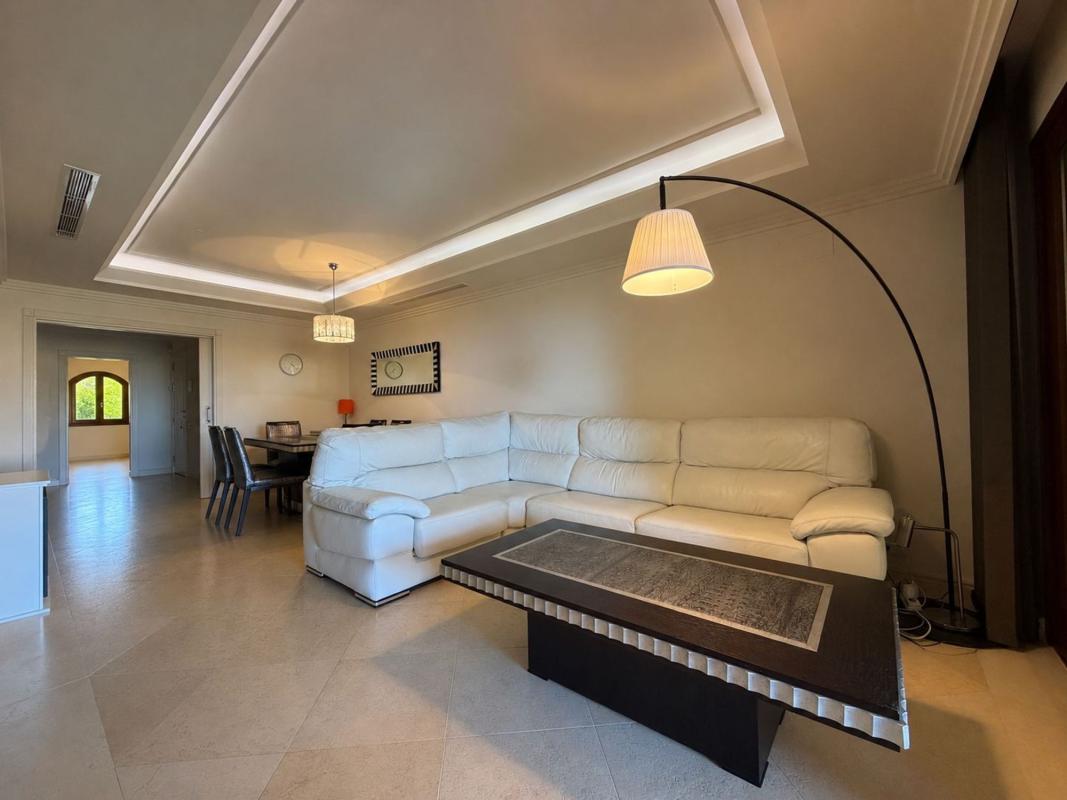 Sale of apartment in Piso en Urbanization Alcazaba Beach Houses, 26, Punta Plata, Estepona, Estepona
photo 3