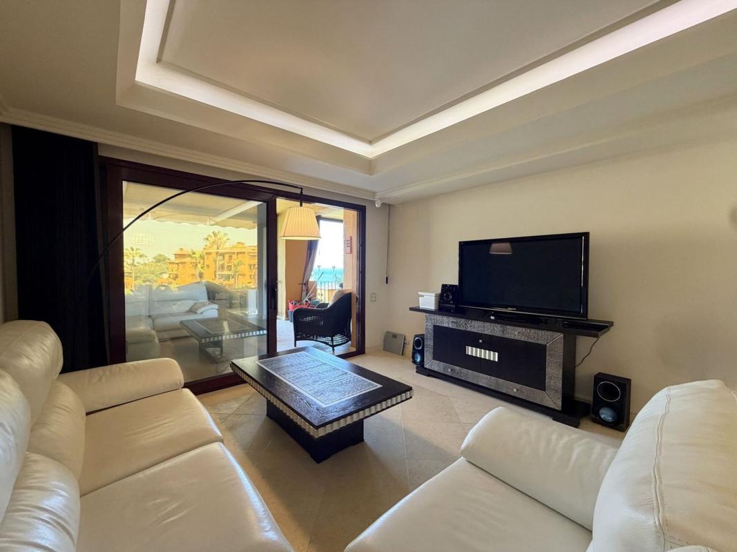 Sale of apartment in Piso en Urbanization Alcazaba Beach Houses, 26, Punta Plata, Estepona, Estepona
photo 4