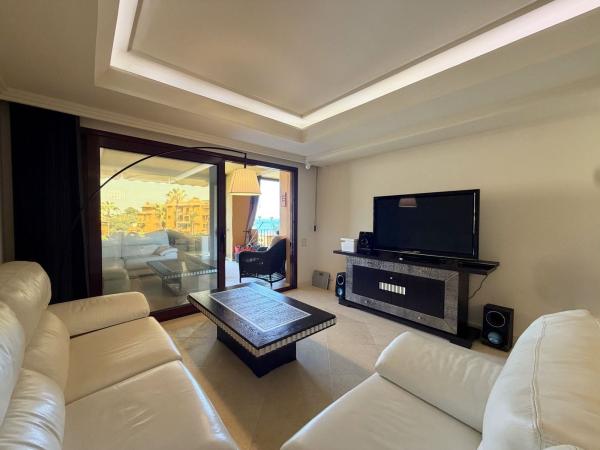 Продажа квартиры на Piso en Urbanization Alcazaba Beach Houses, 26, Punta Plata, Estepona, Эстепона
 photo 4