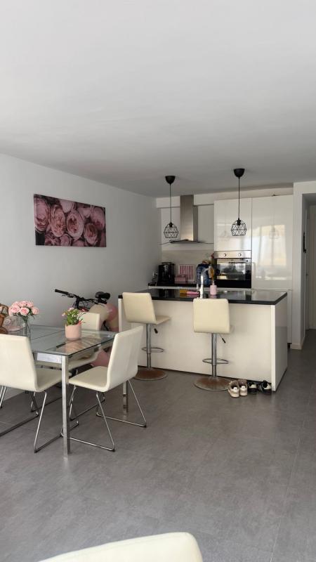 Sprzedaż mieszkania w Piso en Avenida Duque de Ahumada, 407, Playa Bajadilla-Puertos, Marbella, Marbella
 photo 3