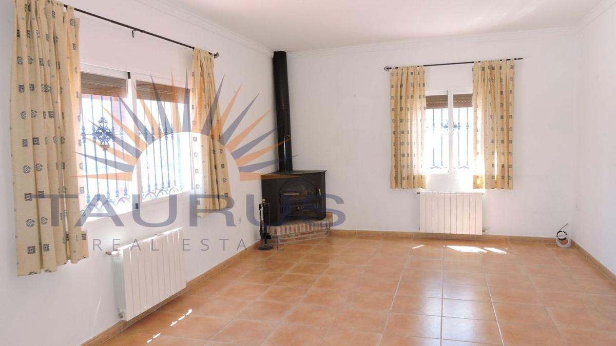 Properties for sale and rent in Spain photo 5