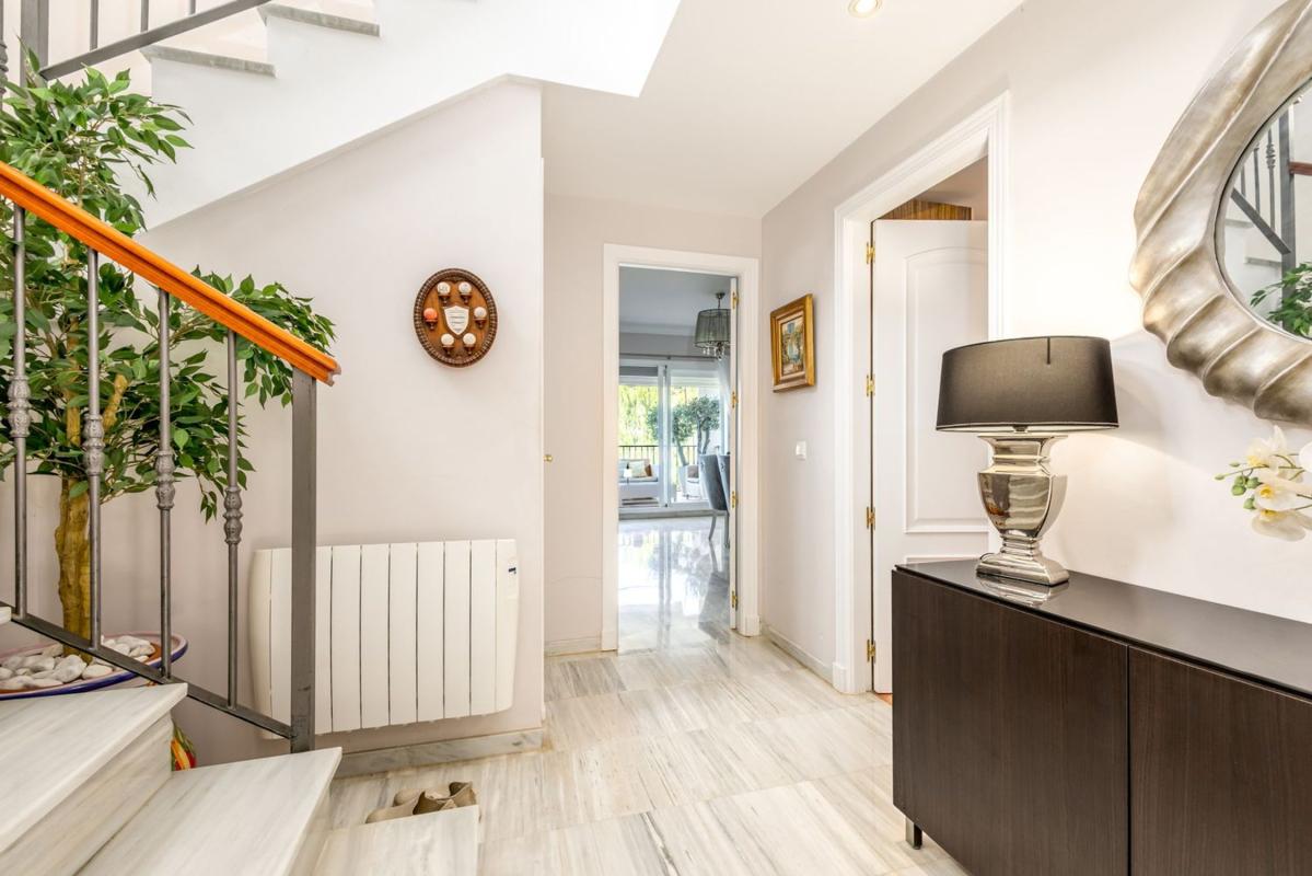 Properties for sale and rent in Spain photo 5