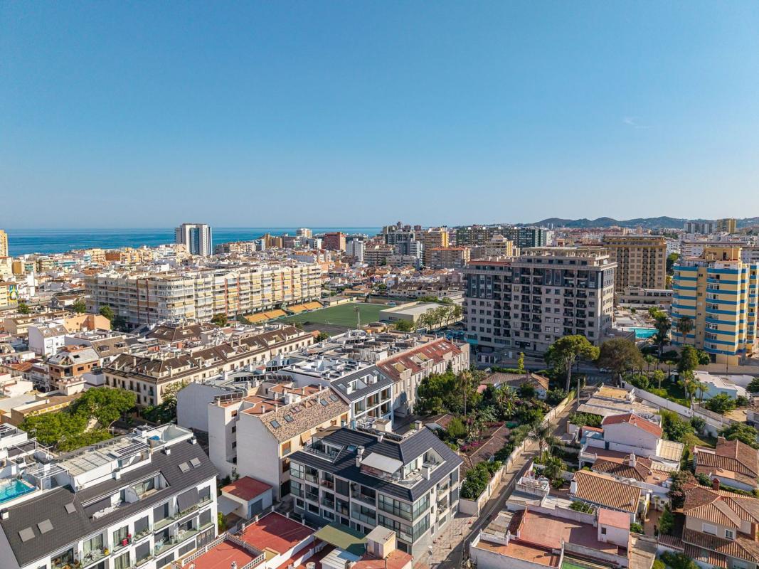 Penthouse sale in Ático en Avenida de Las Salinas, Los Boliches, Fuengirola, Fuengirola photo 1