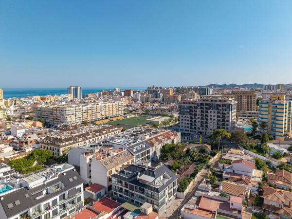 Mansarda na sprzedaż w Ático en Avenida de Las Salinas, Los Boliches, Fuengirola, Fuengirola photo 1