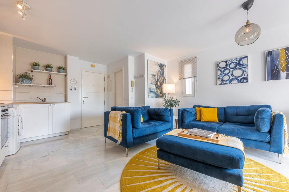 Penthouse sale in Ático en Avenida de Las Salinas, Los Boliches, Fuengirola, Fuengirola photo 2