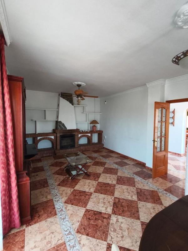 Properties for sale and rent in Spain photo 4