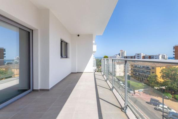 Sale of flat in Piso en Avenida San Carlos, Solymar - Puerto Marina, Benalmádena, Benalmádena
 photo 1