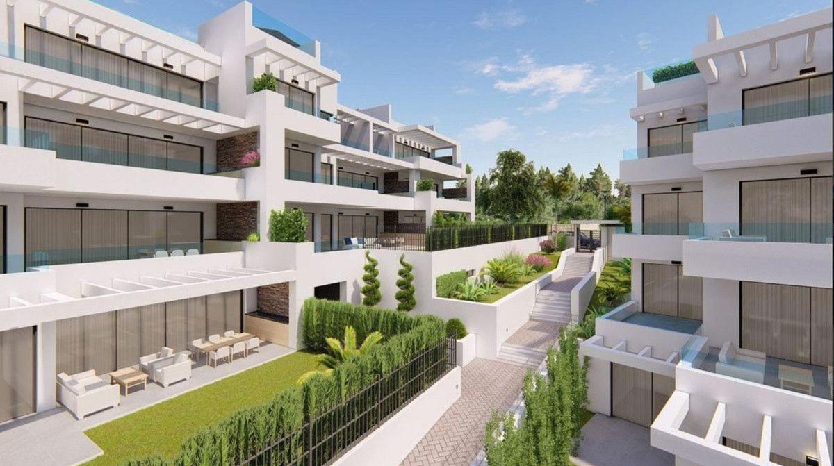 Venta de piso en Piso en Urbanizacion Sup, Guadalobón, Estepona, Estepona
photo 3