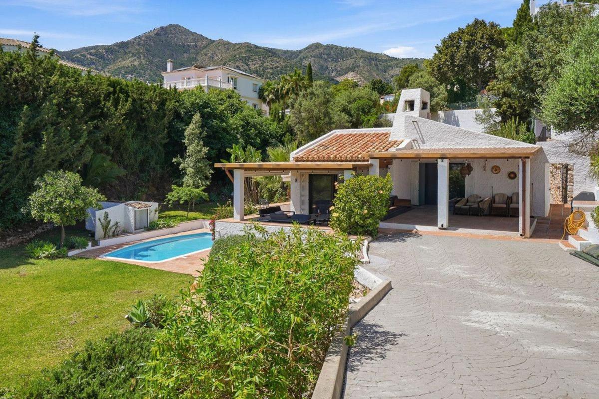 Properties for sale and rent in Spain photo 1
