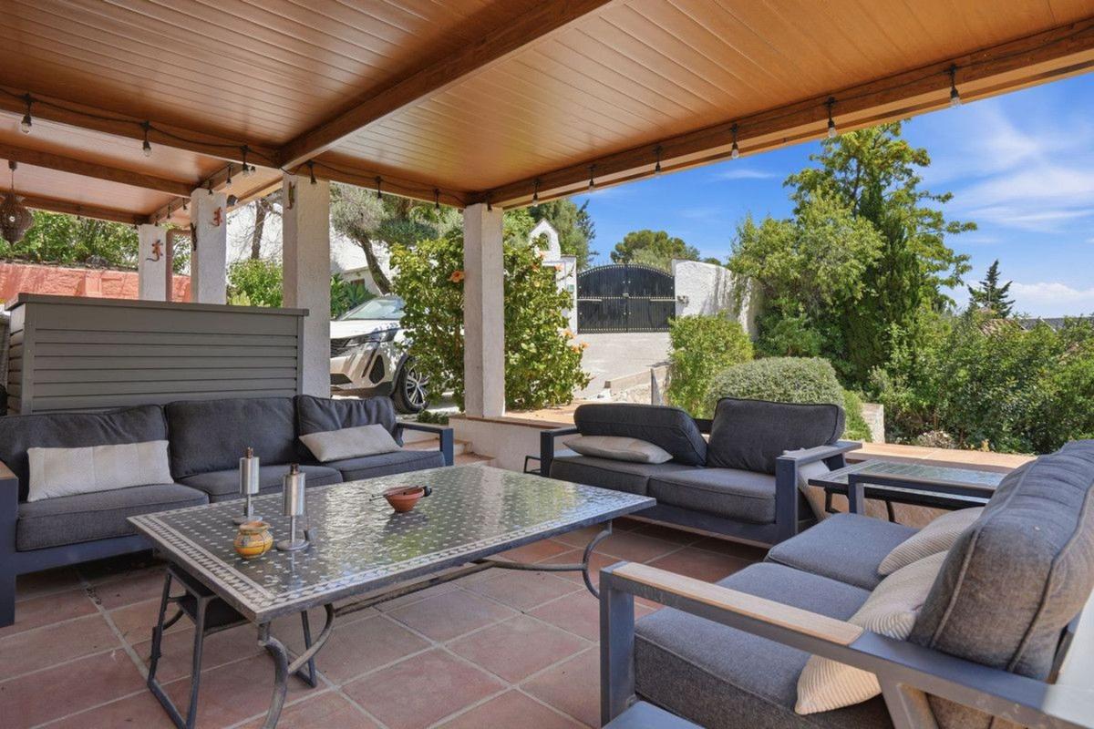 Properties for sale and rent in Spain photo 5