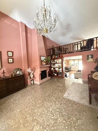 Independent chalet for sale in Casa o chalet en Calle Gibraltar, 14, Centro, Estepona, Estepona
photo 1