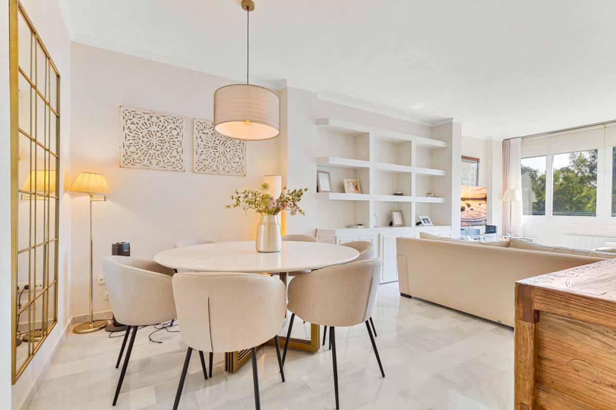 Venta de piso en Piso en Andaluces, 1, Casasola, Estepona, Estepona
 photo 3