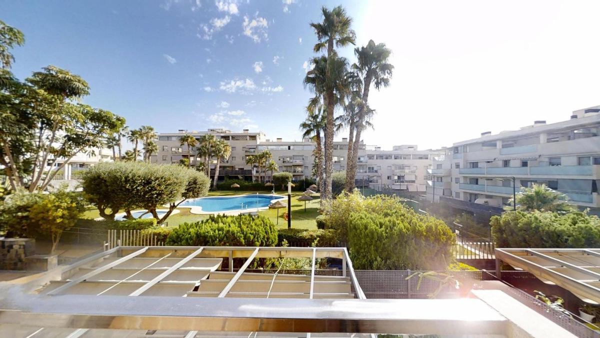 Sprzedaż mieszkania w Piso en Calle Angel Carazo Gomez, El Pinillo, Torremolinos, Torremolinos
photo 3