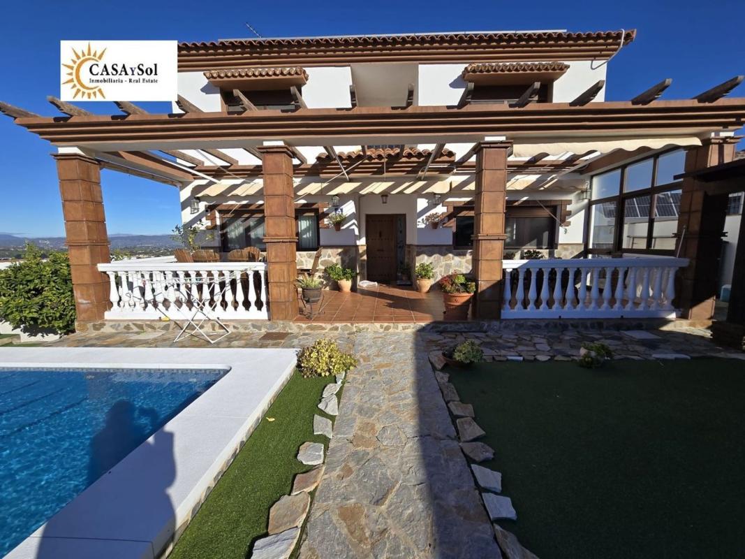 Properties for sale and rent in Spain photo 4