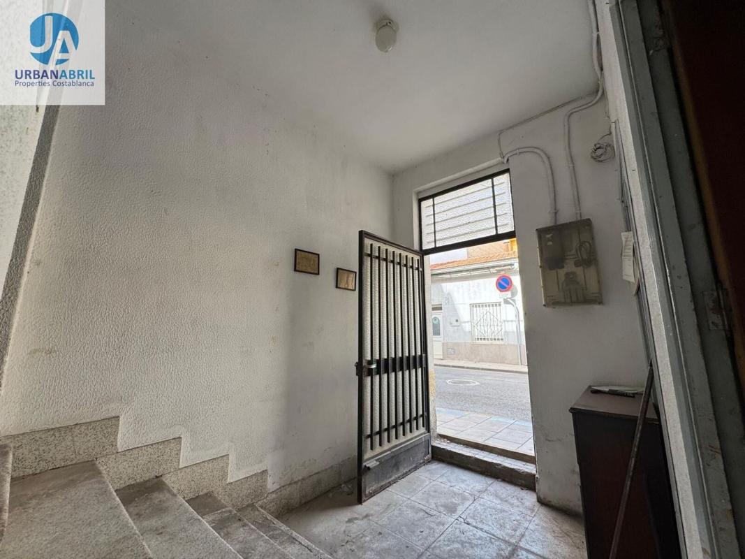 Edificio Residencial de 312m2 en venta en Elda photo 3