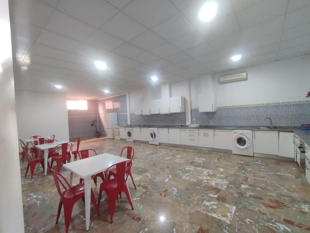 Здание Жилой площадью 600м2 на продажу в Ла Нусия photo 1