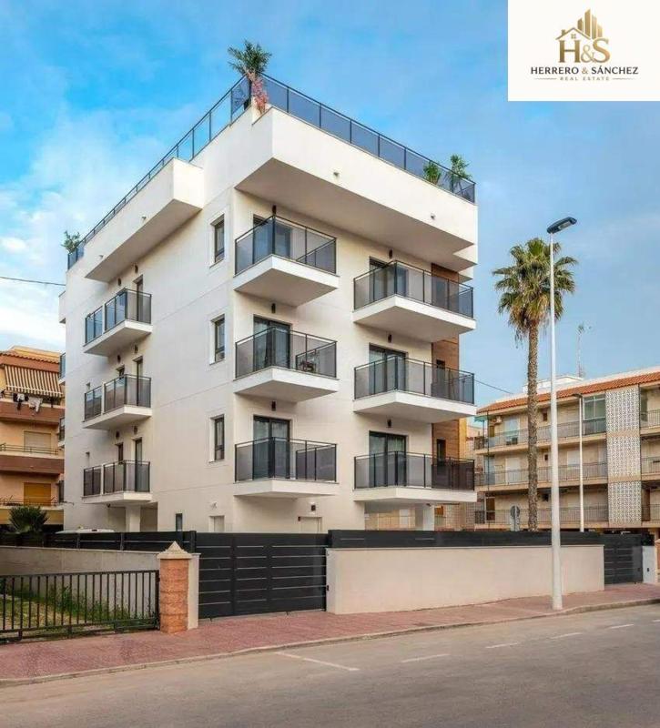 Edificio Residencial de 1100m2 en venta en Santa Pola photo 3