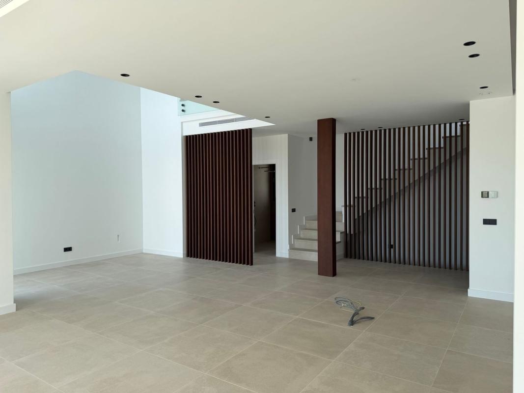 Properties for sale and rent in Spain photo 5