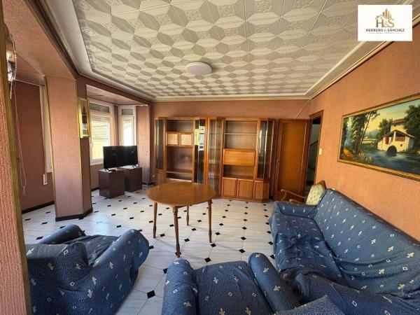 Здание {{ $sub_category->title }} площадью {{ $property->surface_square }}м2 на продажу в {{ $city->title }} photo 1