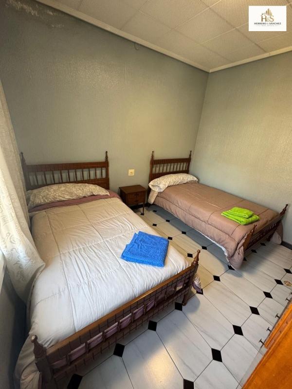 Здание Жилой площадью 149м2 на продажу в Новельда photo 5