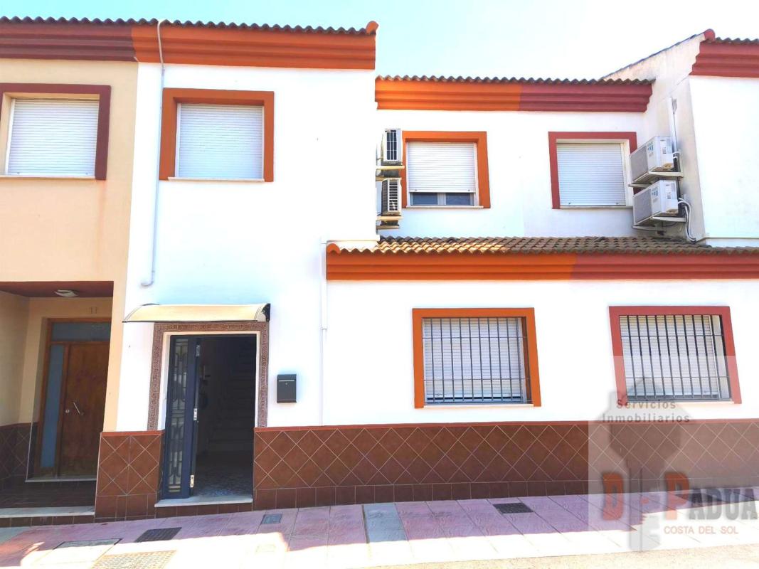 Properties for sale and rent in Spain photo 1