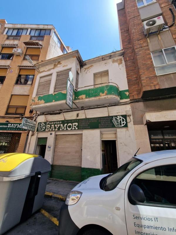 Edificio Residencial de 275m2 en venta en Alicante / Alacant photo 2