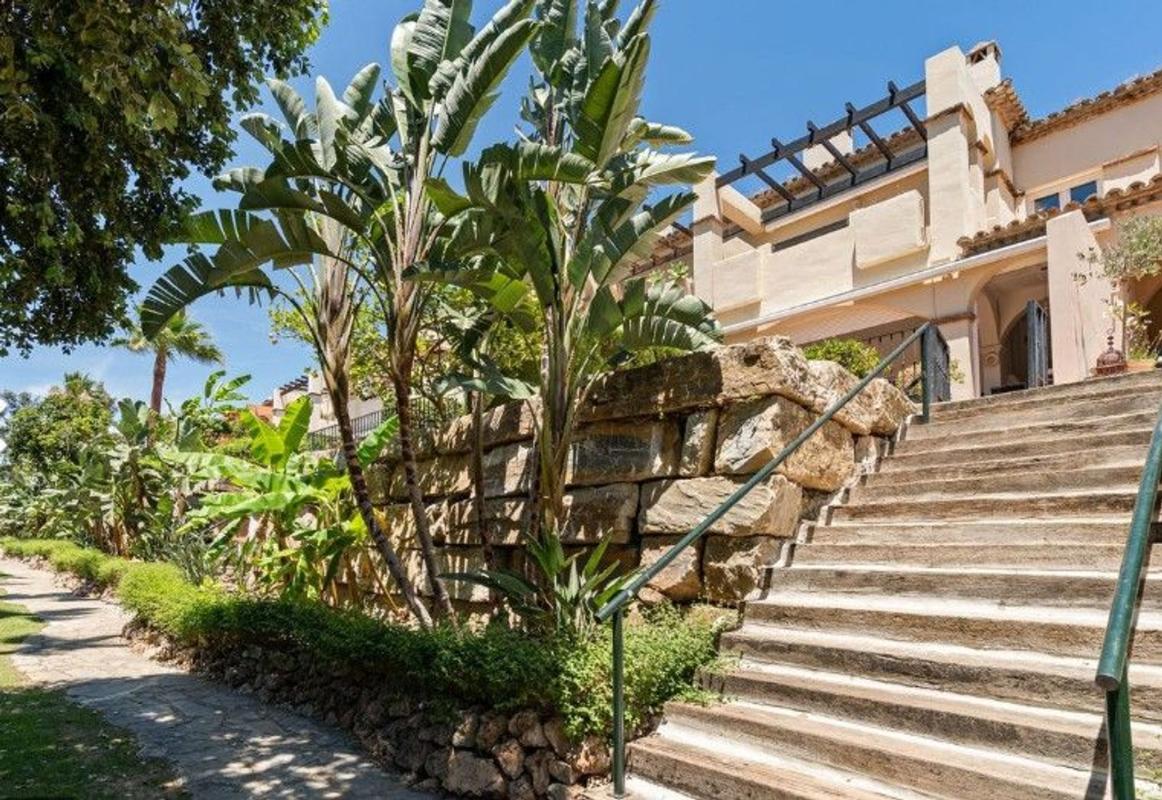 Properties for sale and rent in Spain photo 4