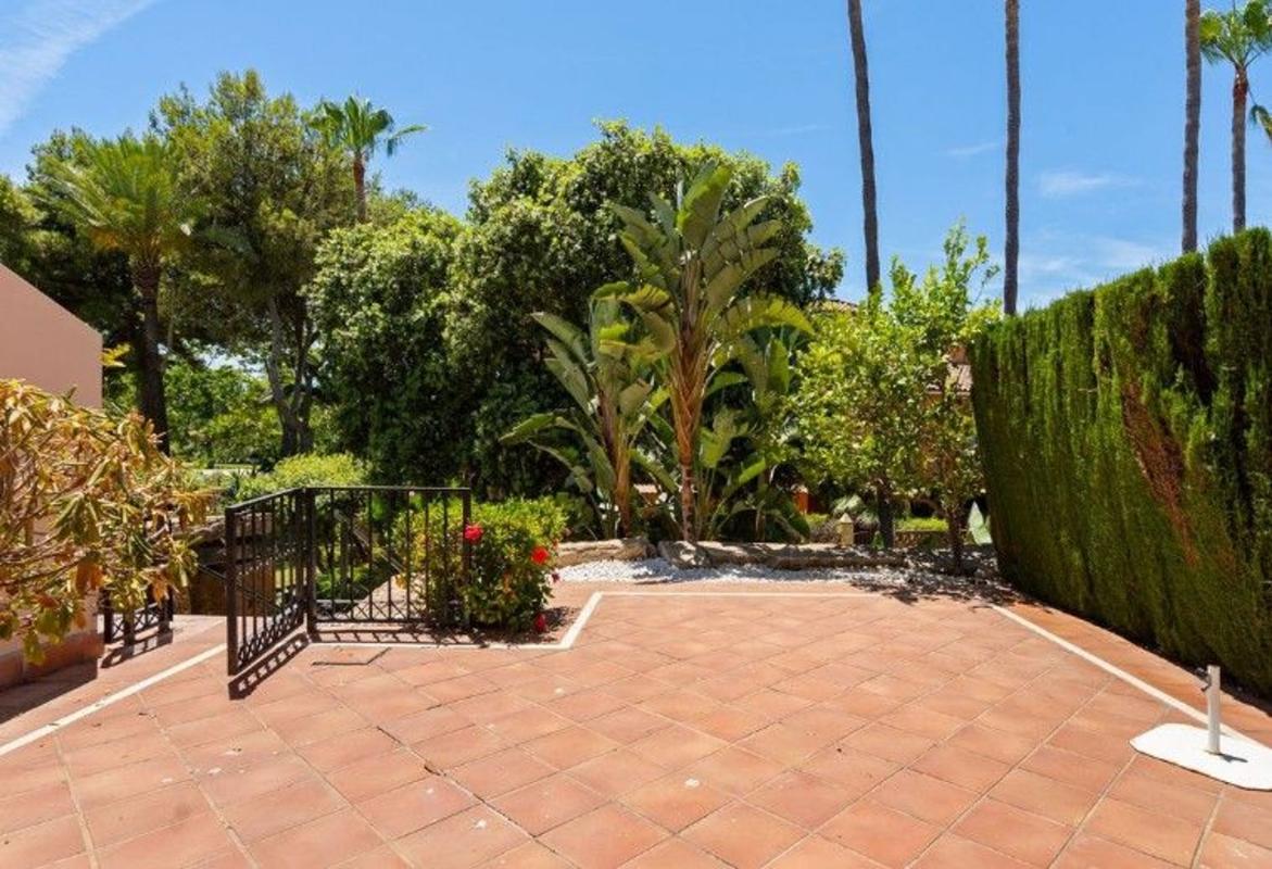 Properties for sale and rent in Spain photo 5