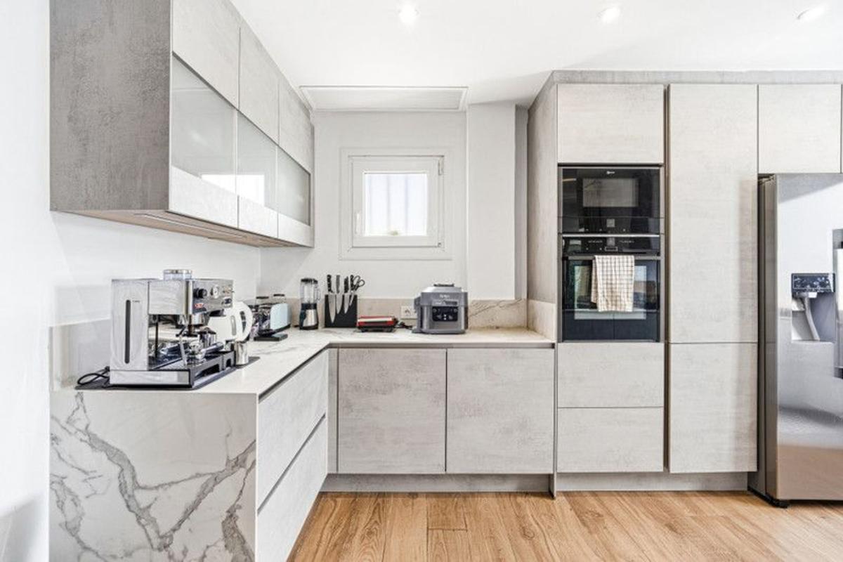 Продажа дуплекса на Dúplex en Calle Bogey, 1, Bahía de Marbella, Marbella, Марбелла photo 5