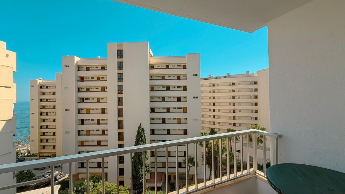 Sale of apartment in Piso en Calle Jacinto Benavente s/n, Huerta Belón-Calvario, Marbella, Marbella
photo 4