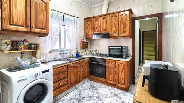 Sale of flat in Piso en Calle Sant Cristòfol, Centro Urbano, Denia, Denia
thumbnail 2