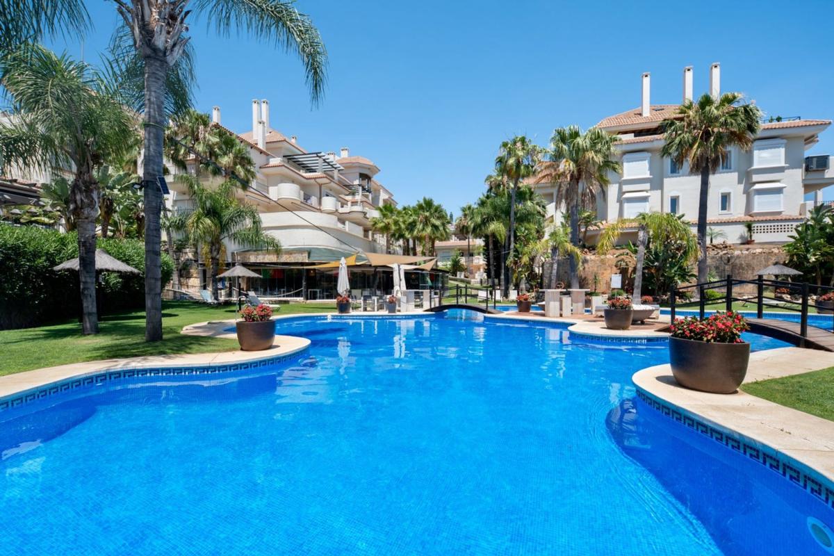 Sprzedaż duplexu w Dúplex en Urbanizacion Nueva Andalucia k, 21 b, Los Naranjos, Marbella, Marbella photo 3