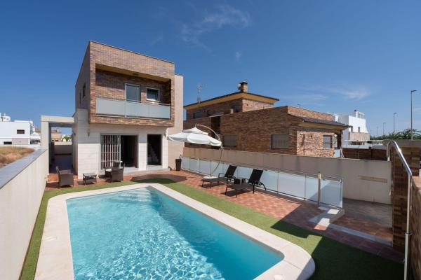 Casa o chalet independiente en Avenida Costa Blanca, Torre de la Horadada, Pilar de la Horadada thumbnail 1