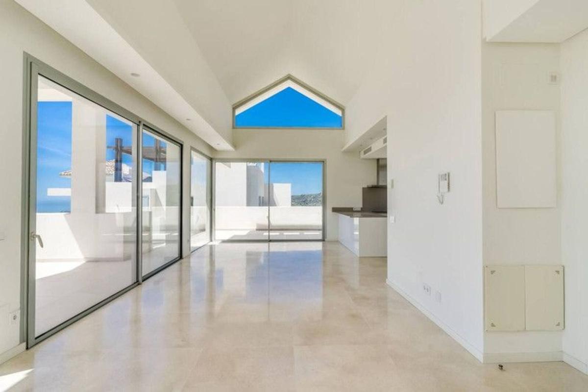 Penthouse sale in  Ático en Camino Bnv-004 De Estepona a Ronda, 13, Montemayor-Marbella Club, Benahavís, Benahavís photo 2