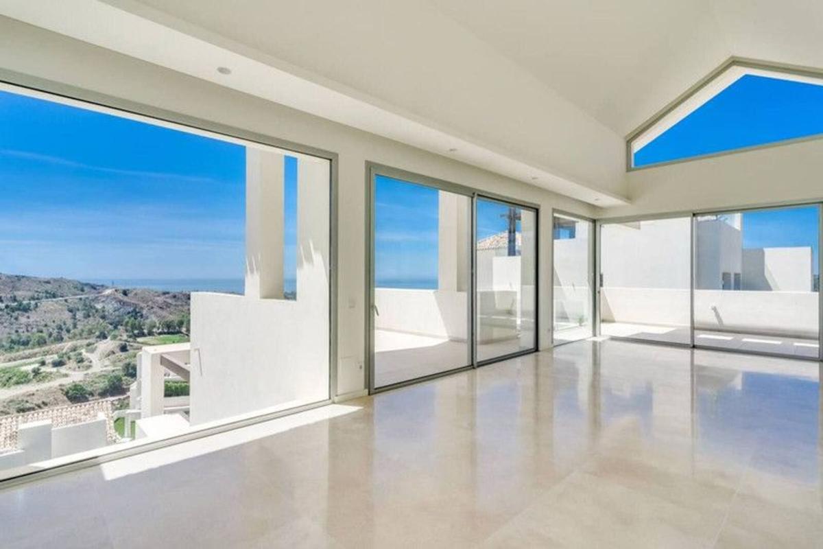 Penthouse sale in  Ático en Camino Bnv-004 De Estepona a Ronda, 13, Montemayor-Marbella Club, Benahavís, Benahavís photo 3