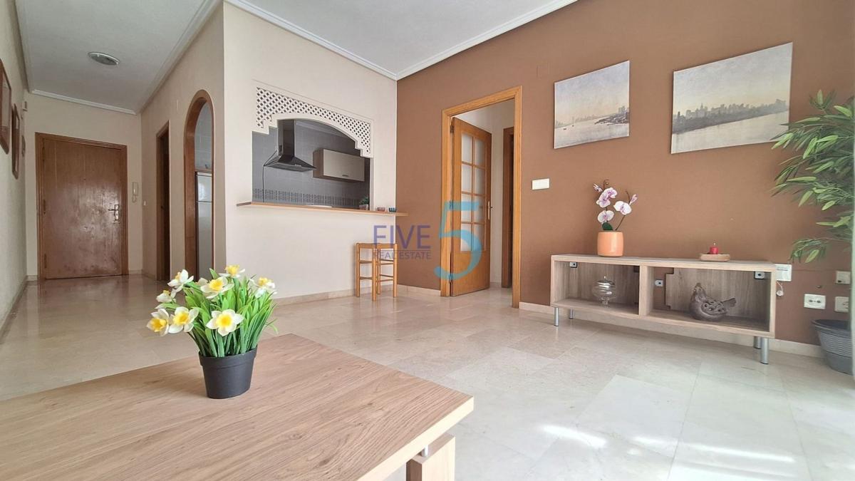 Venta de piso en Piso en Playa de los Locos, Torrevieja, Torrevieja
photo 1