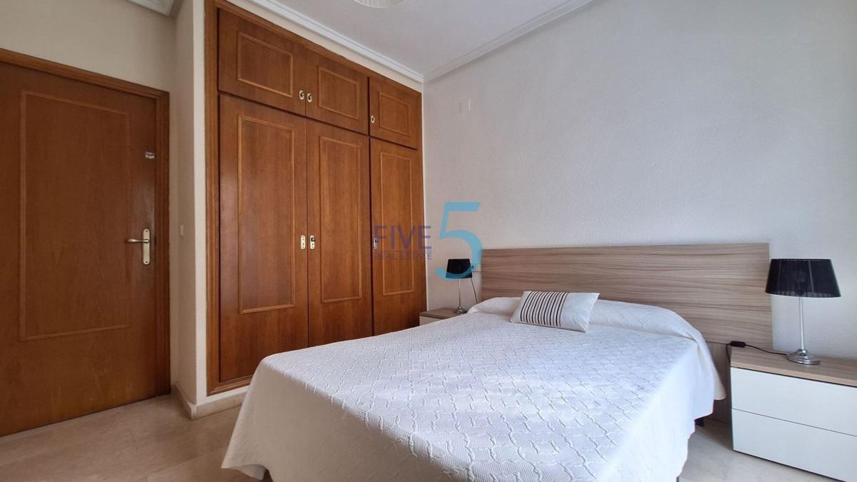Venta de piso en Piso en Playa de los Locos, Torrevieja, Torrevieja
photo 3
