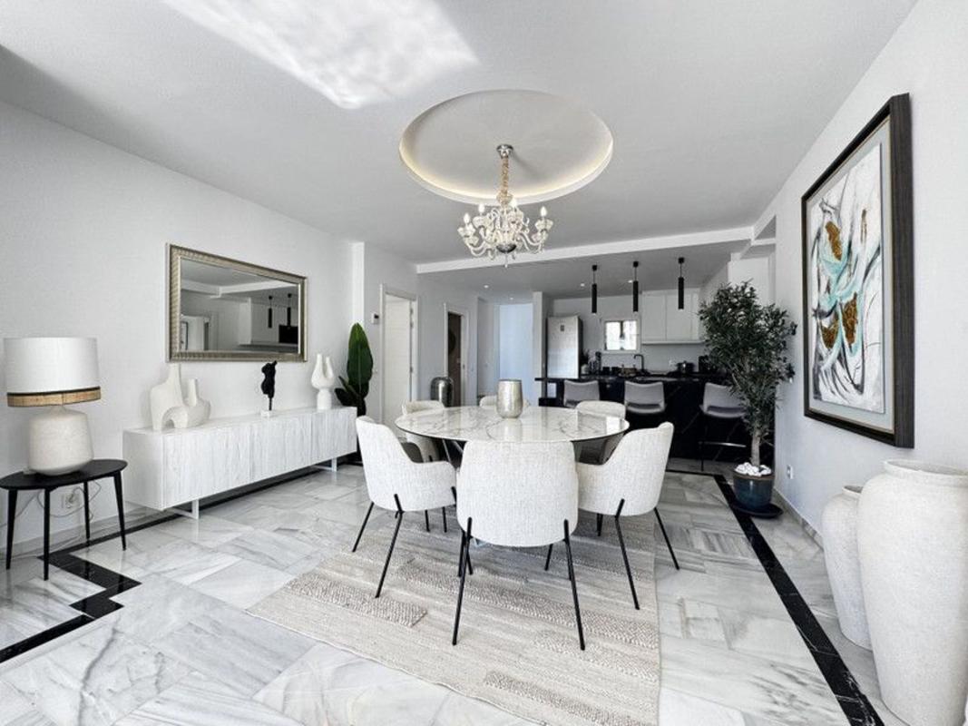 Duplex sale in Dúplex en Urbanización n Andal Marina, 5, Puerto Banús, Marbella, Marbella photo 3