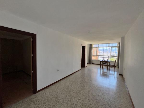 Sprzedaż mieszkania w Piso en Calle Jovellanos, 7, Perchel sur - El Bulto, Málaga, Málaga
 photo 2