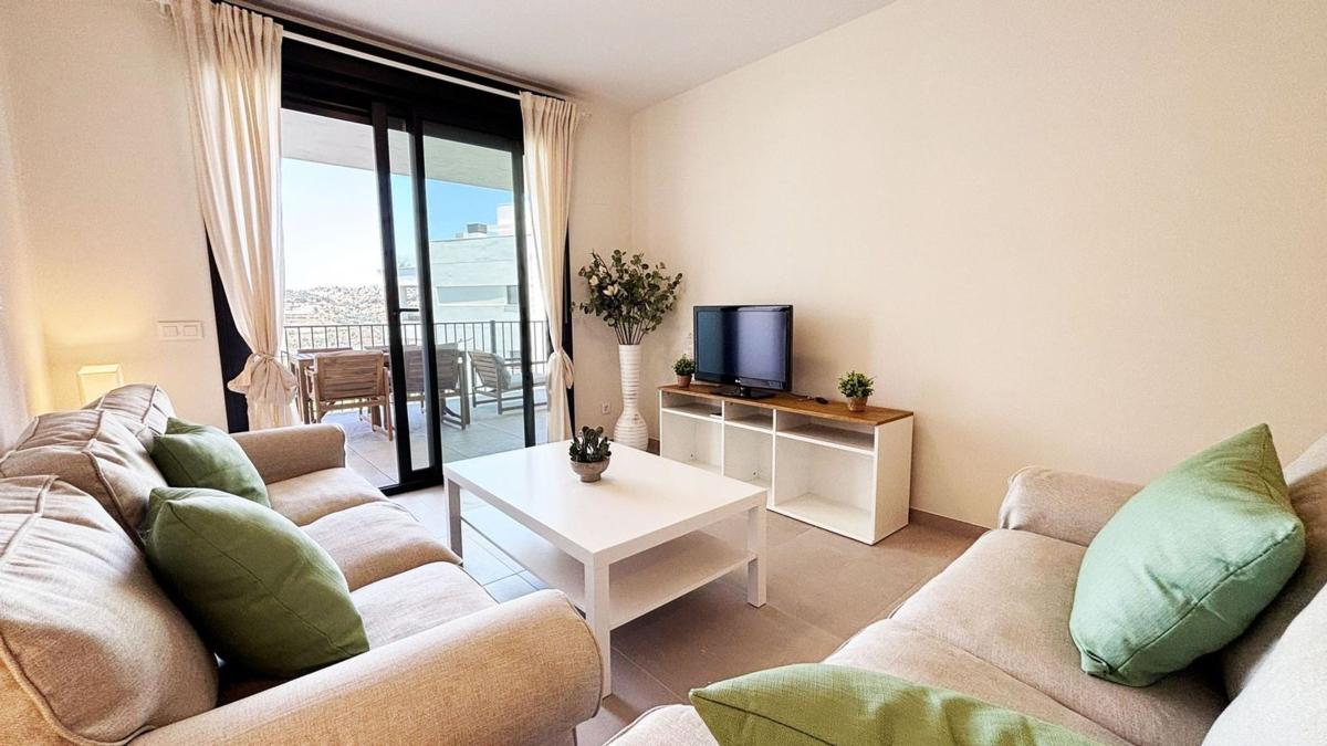 Sale of apartment in Piso en Avenida Puerto de los Gatos de Cortijo Colorado, La Cala de Mijas, Mijas, Mijas
photo 3