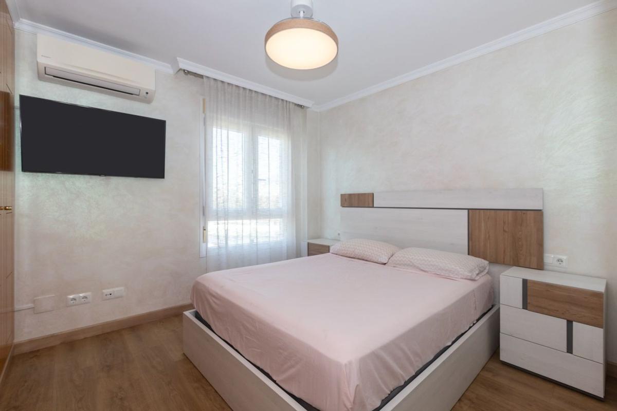 Venta de piso en Piso en Calle 02c Nva Andaluc, Rodeo Alto-Guadaiza-La Campana, Marbella, Marbella
photo 5