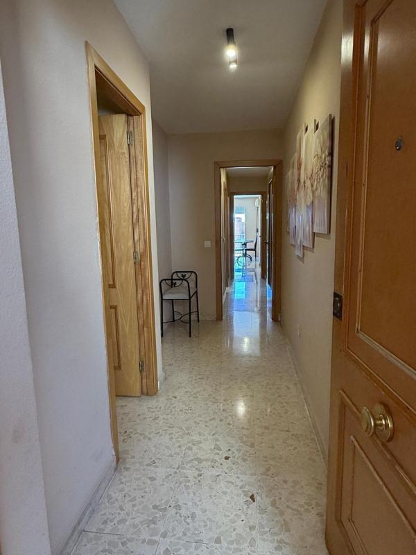Sale of apartment in Piso en Calle Vega, 8, Arroyo de la Miel, Benalmádena, Benalmádena
photo 2