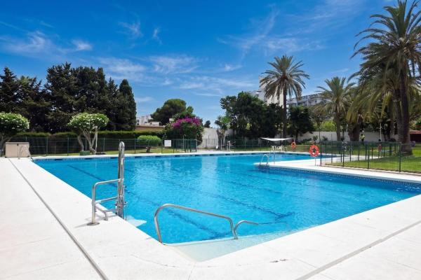 Sale of flat in Piso en Avenida Terramar Alto, Solymar - Puerto Marina, Benalmádena, Benalmádena
 photo 1