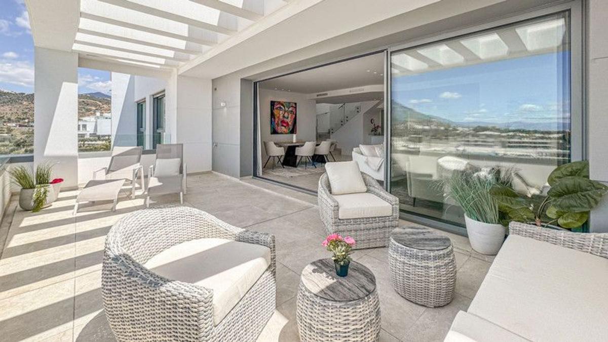 Venta de duplex en Dúplex en Avenida los Cipreses, 1, Bahía de Marbella, Marbella, Marbella photo 4
