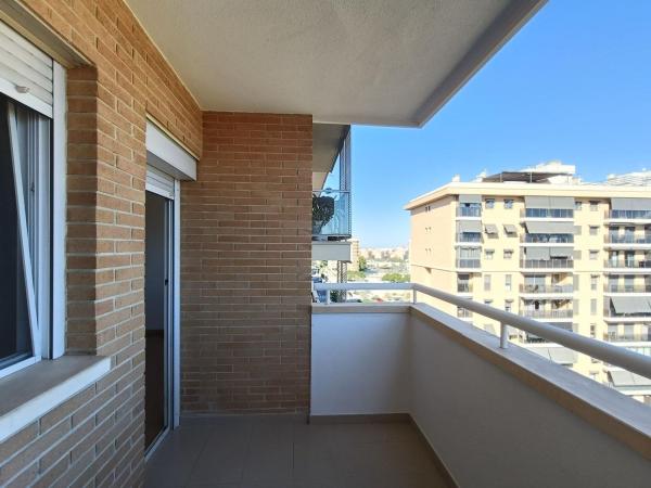 Venta de piso en Piso en Benisaudet, Alicante / Alacant, Alicante / Alacant
 photo 4