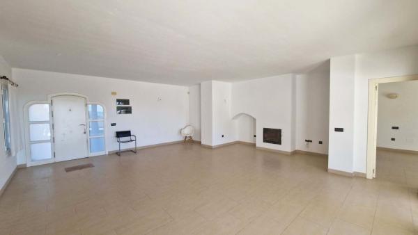 Sale of flat in Piso en Calle Calabaza, 2, Casablanca - La Viñuela, Benalmádena, Benalmádena
 photo 2