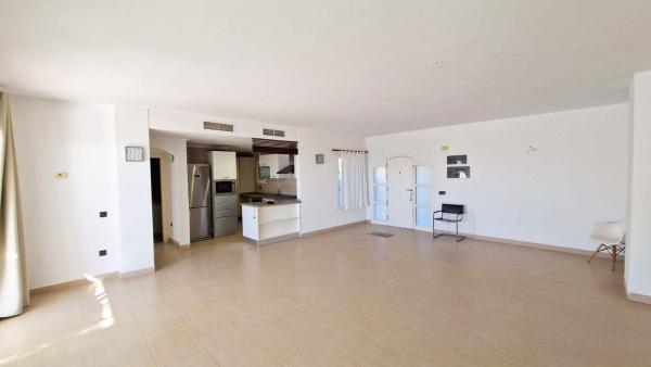 Sale of flat in Piso en Calle Calabaza, 2, Casablanca - La Viñuela, Benalmádena, Benalmádena
 photo 3