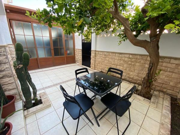 Chalet adosado en Calle San Telmo s/n, Arroyo de la Miel, Benalmádena photo 1