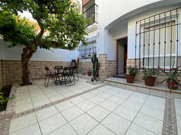 Chalet adosado en Calle San Telmo s/n, Arroyo de la Miel, Benalmádena photo 2
