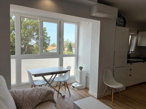 Sale of flat in Piso en Pasaje Jorge Luis Borges, 2, Rodeo Alto-Guadaiza-La Campana, Marbella, Marbella
thumbnail 2